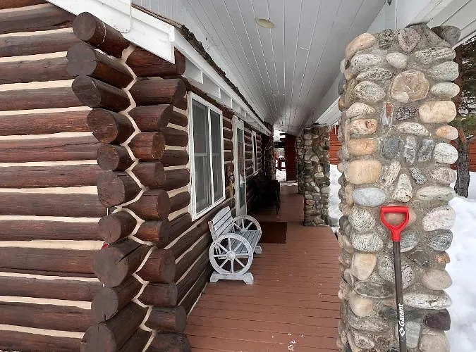 Lodge Teton Teepee