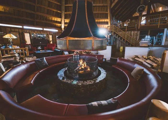 Lodge Teton Teepee *