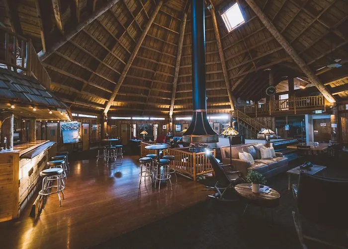 Lodge Teton Teepee