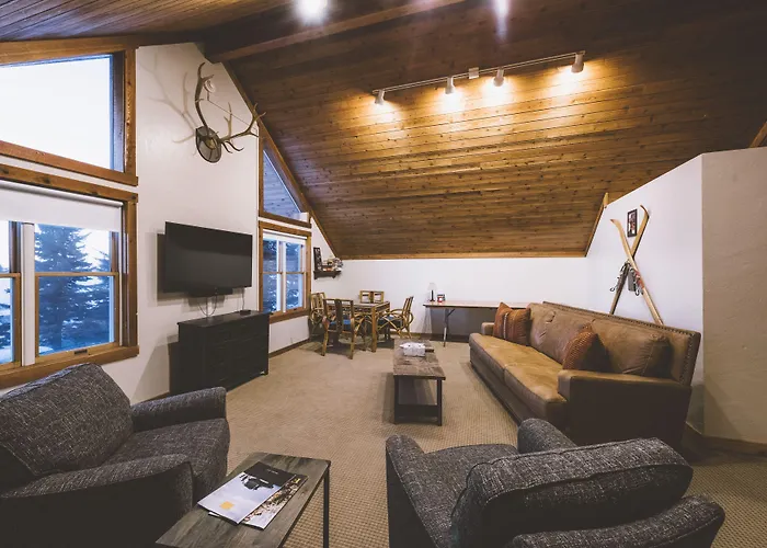 Lodge Teton Teepee